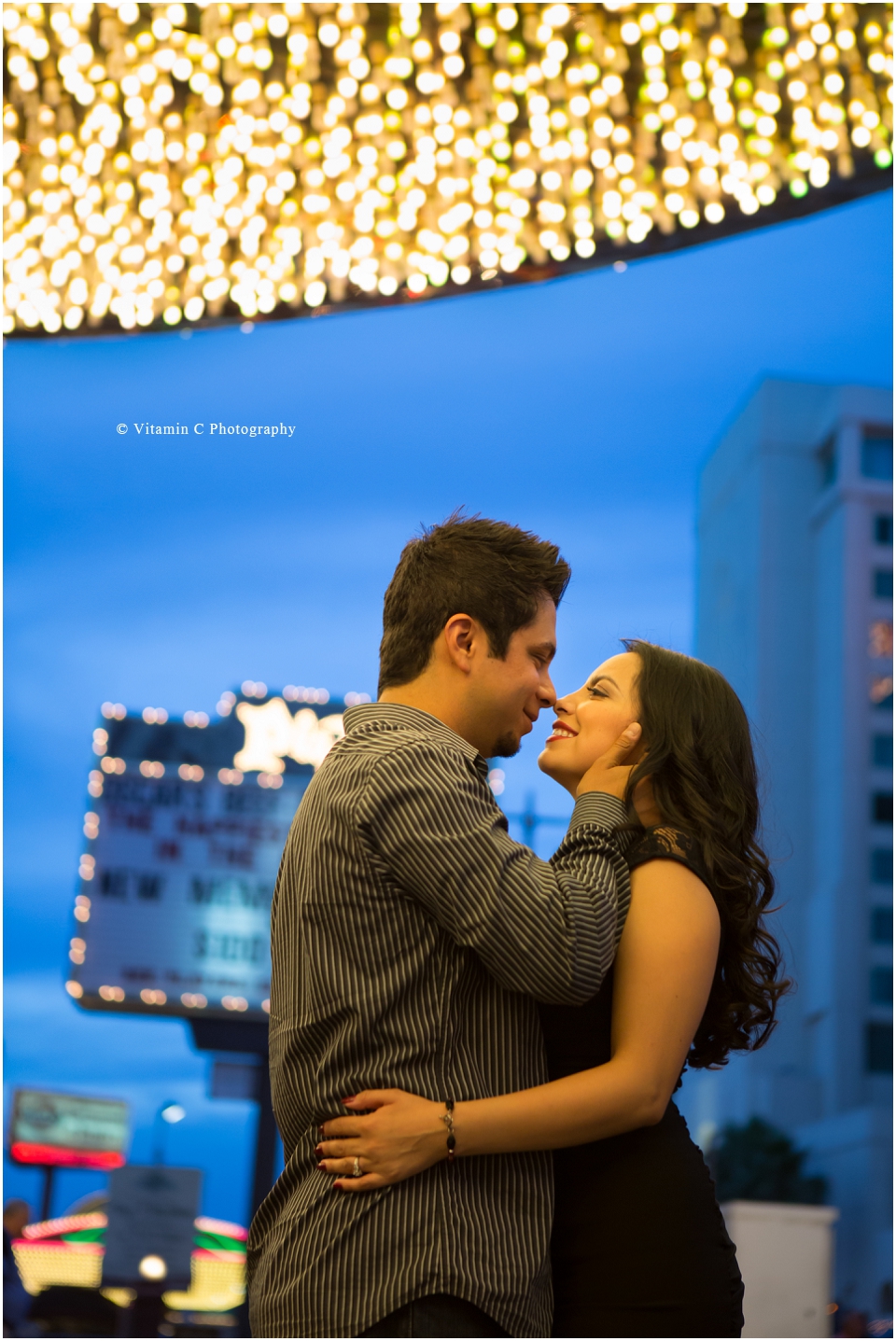 las vegas fremont street engagement photographer photography_1041.jpg