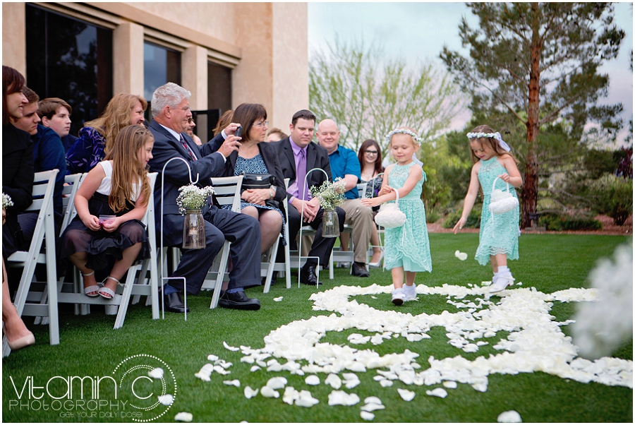 Las Vegas Paiute wedding photographer_1688.jpg